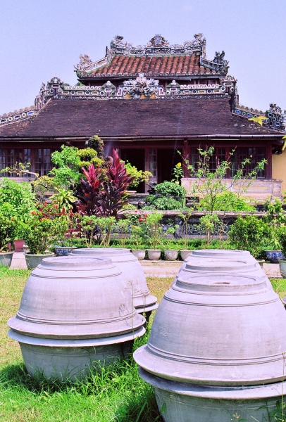 Vietnam (62)